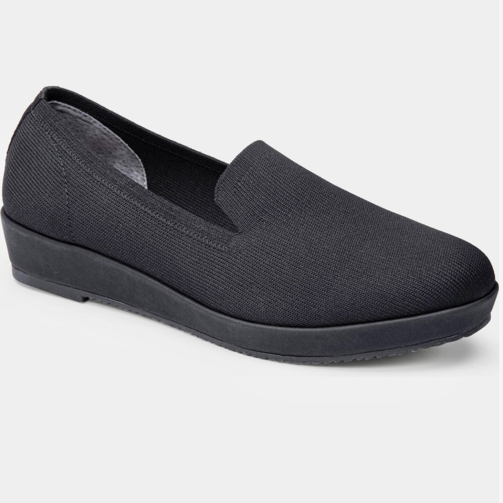 ME TOO  Averie Mesh Slip On